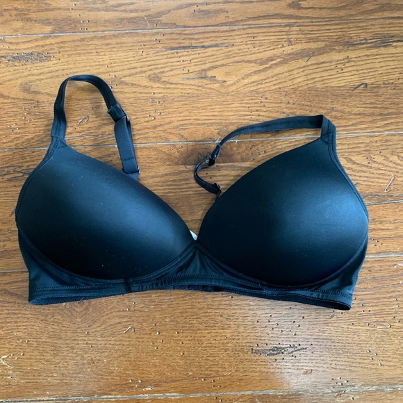 Warner's Women's Blissful Benefits Wireless Lift
T-Shirt Bra Black Size 38C - Picture 8 of 9